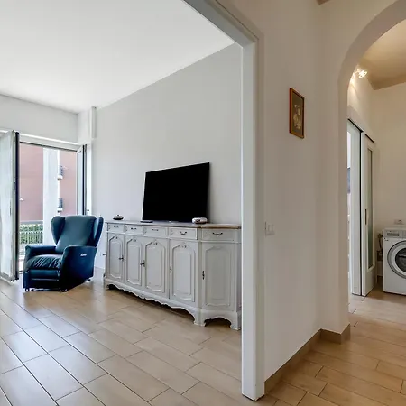 Il Giardino Di Dante Center - Happy شقة ستريزا