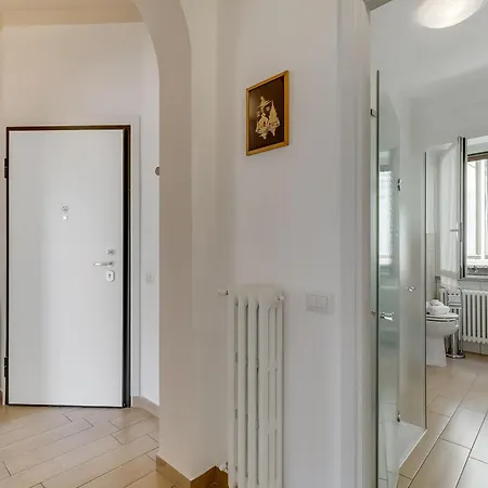 Il Giardino Di Dante Stresa Center: 2Br Terrace Flat - Happy Rentals *