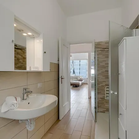 Il Giardino Di Dante Center: 2br Terrace - Happy Apartment