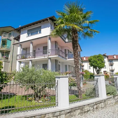 Il Giardino Di Dante Center: 2br Terrace - Happy