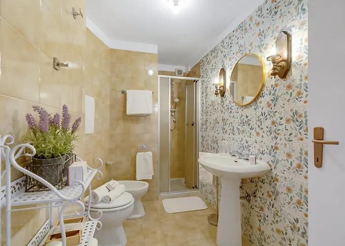 Apartment Il Giardino Di Dante Center - Happy Stresa